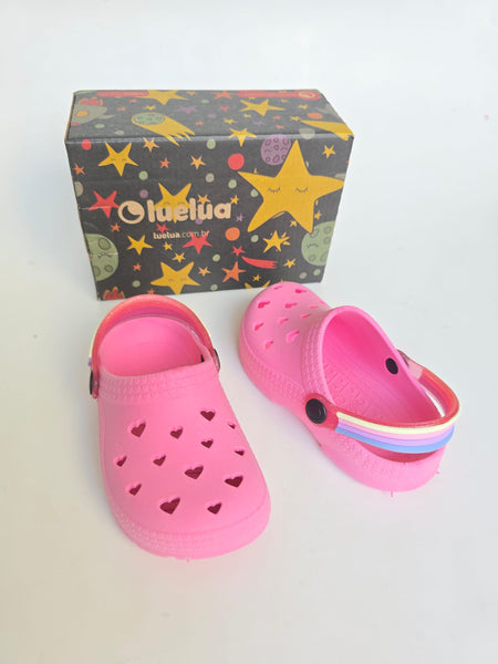 Crocs Rosa Chicle Corazones