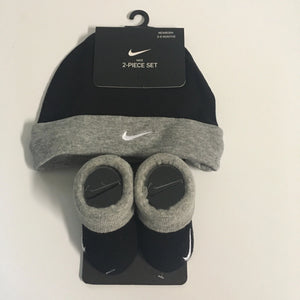 Set Gorrito + Medias Nike